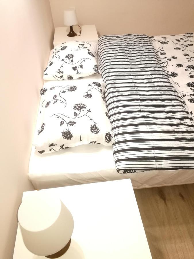 White Rose Apartment Budapest Eksteriør bilde
